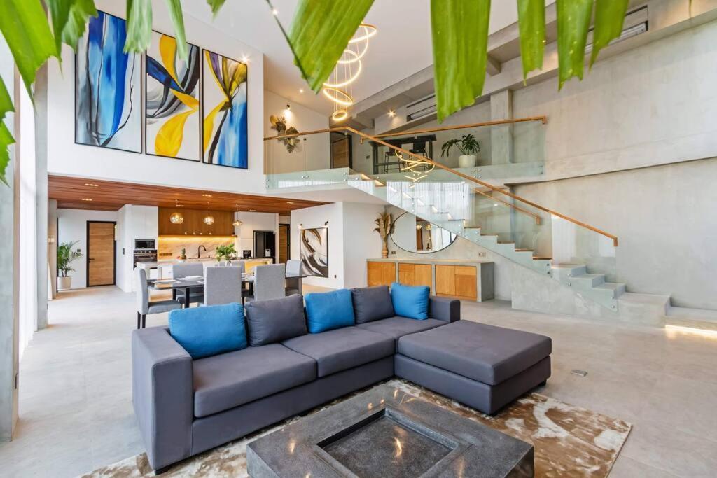 Manresa Villa Bali 4 Canggu Buitenkant foto