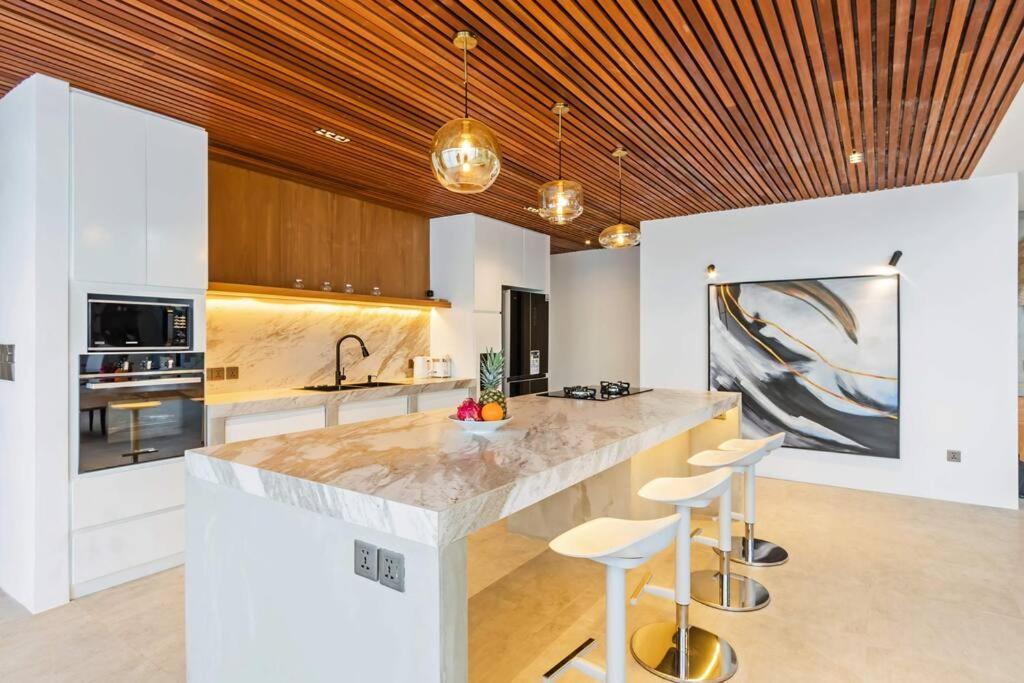 Manresa Villa Bali 4 Canggu Buitenkant foto