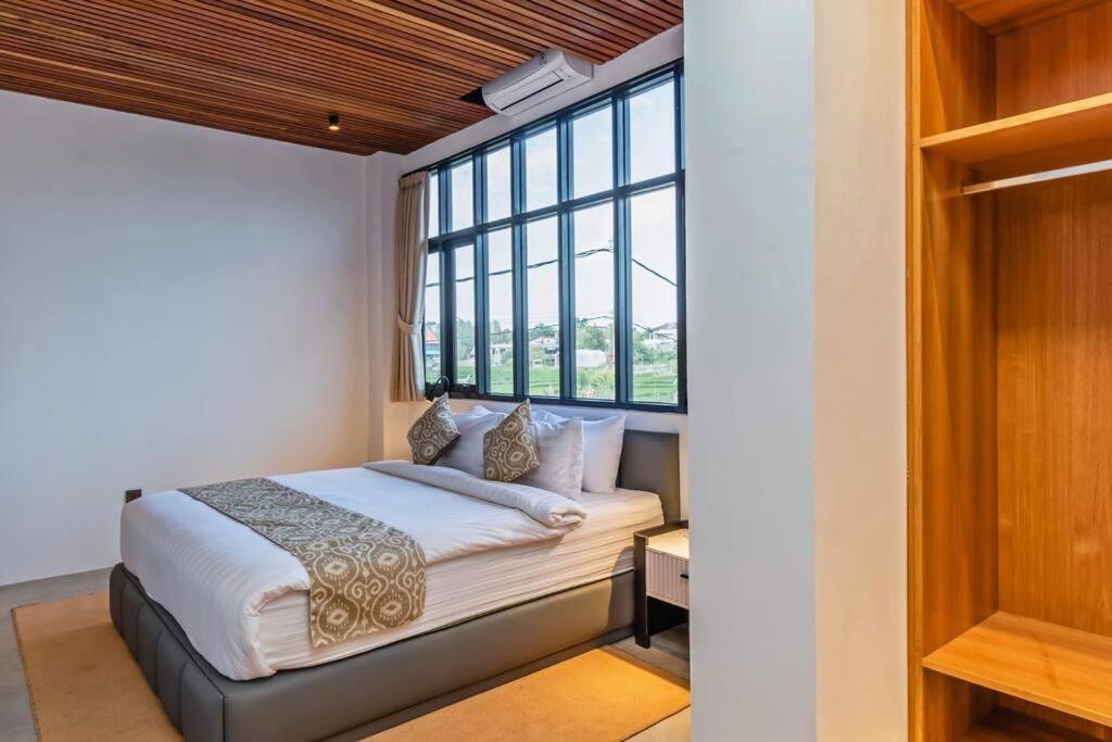 Manresa Villa Bali 4 Canggu Buitenkant foto