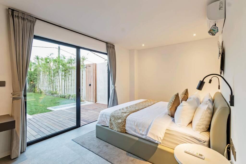 Manresa Villa Bali 4 Canggu Buitenkant foto